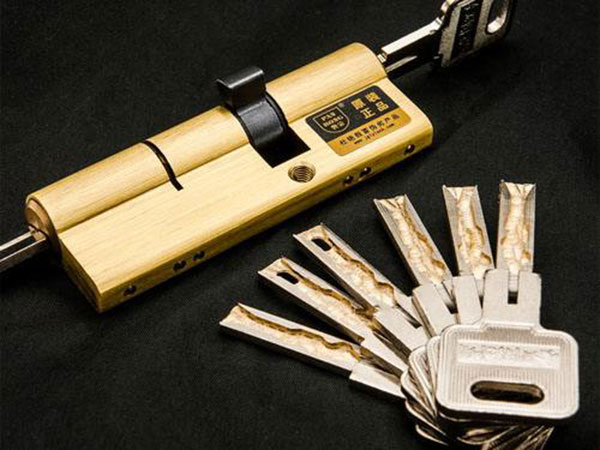 叶集24小时上门开锁公司