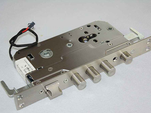 叶集24小时上门开锁公司